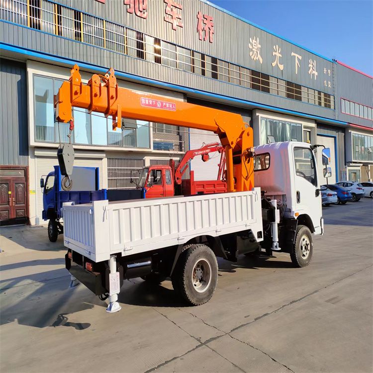 路北区三轮随车吊定制 农用改装机自备吊中瑞长期出售